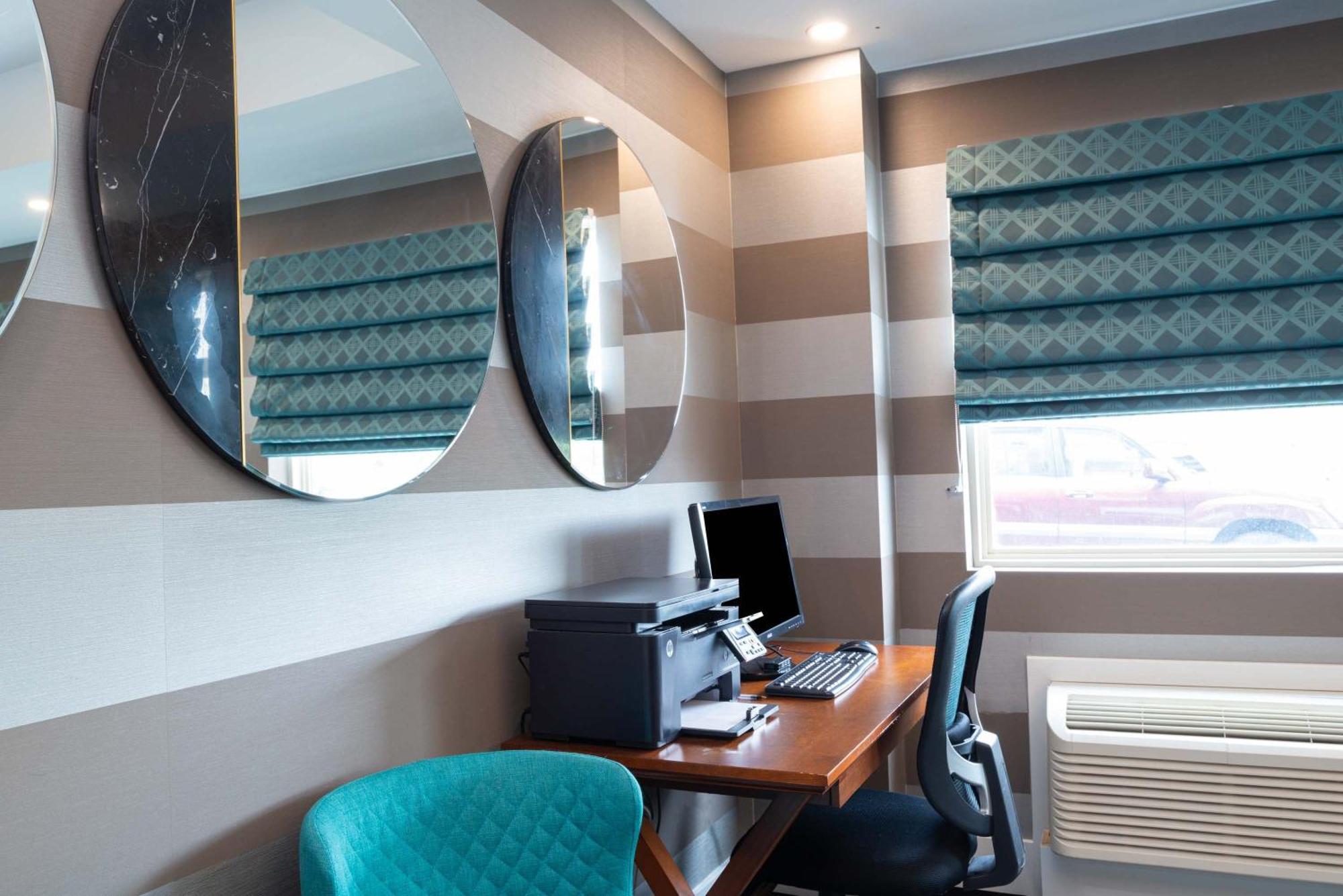 Sandman Hotel Calgary Airport Dış mekan fotoğraf