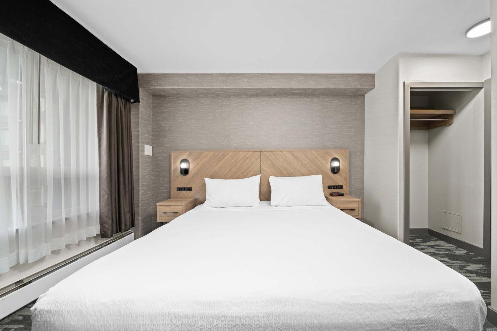 Sandman Hotel Calgary Airport Dış mekan fotoğraf