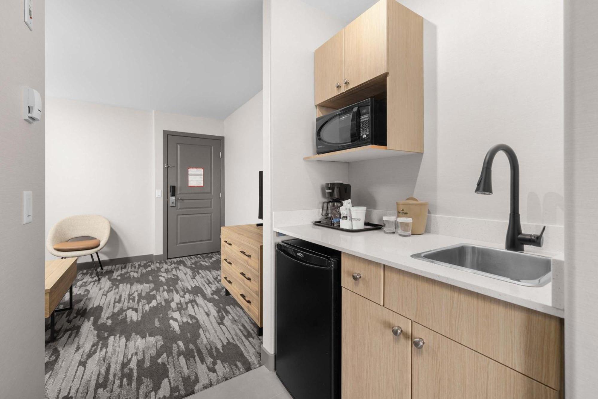 Sandman Hotel Calgary Airport Dış mekan fotoğraf