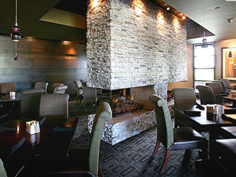 Sandman Hotel Calgary Airport Dış mekan fotoğraf