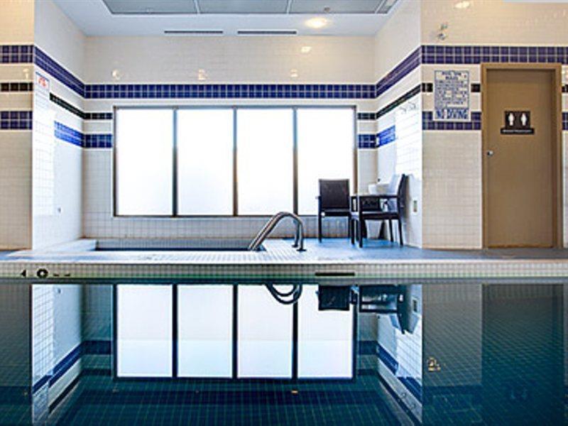 Sandman Hotel Calgary Airport Dış mekan fotoğraf