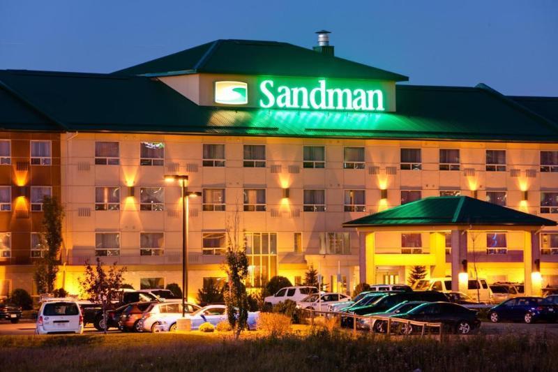 Sandman Hotel Calgary Airport Dış mekan fotoğraf